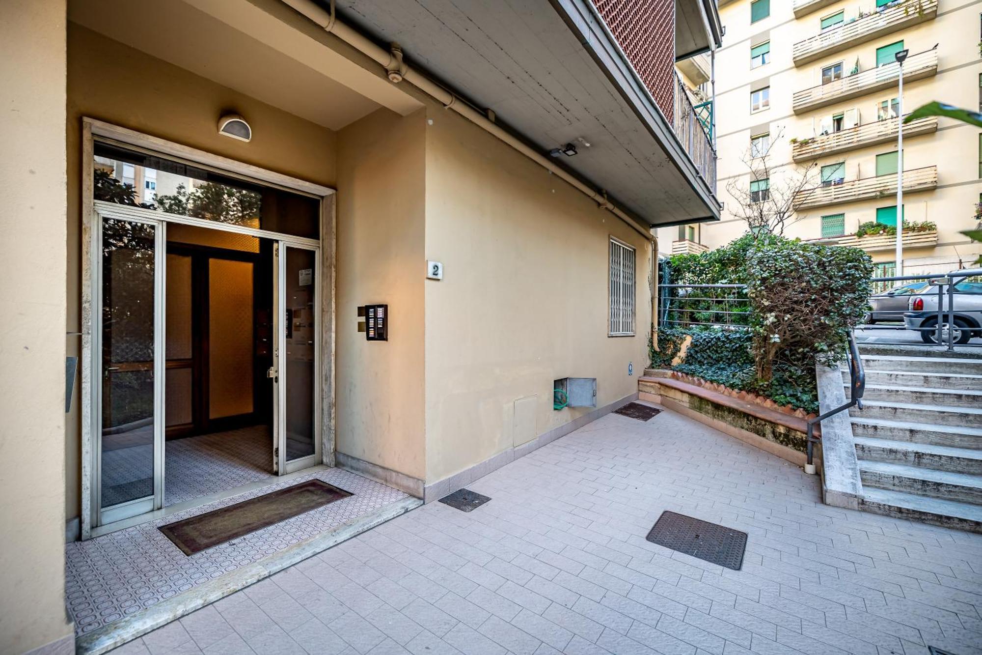Yd Bright With Parking Apartment Florenţa Exterior foto
